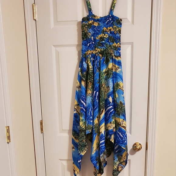 Shirred Top Sundress - Picture 6 of 7